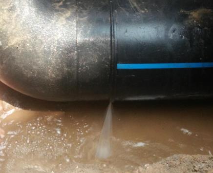 青秀楼顶渗水维修公司为大家分享下青秀卫生间漏水维修修补技术!